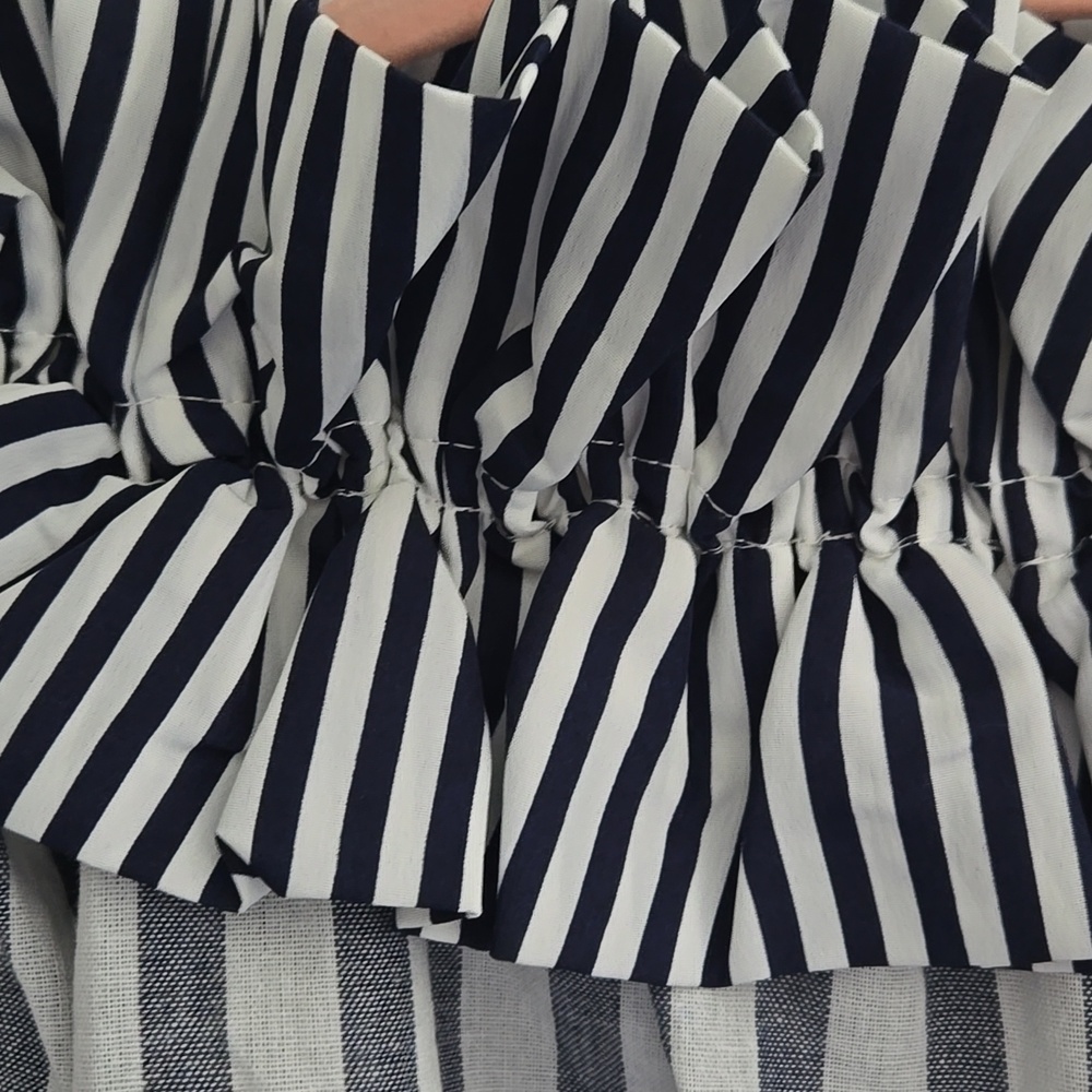 Off Shoulder Ruffle Blouse - Picture 3 of 4